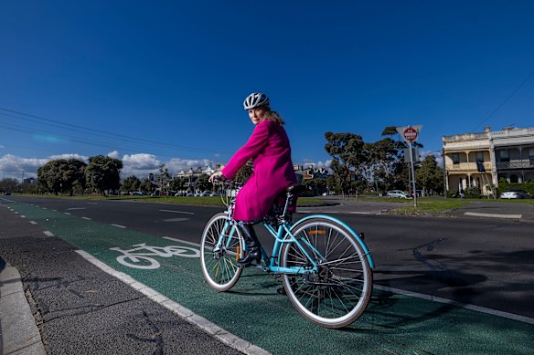 Alison McCormack, chief executive van het fietsnetwerk.