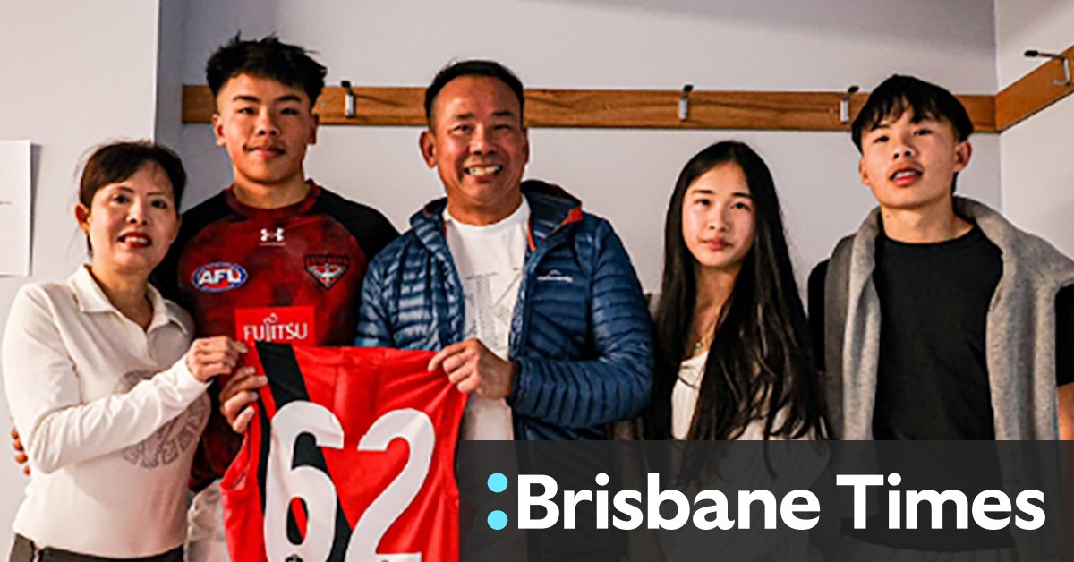 De vader van Jayden Nguyen reflecteert op de reis van Son van de Vietnamese vluchteling naar het debuut van Essendon; Sydney Swans vs Essendon Bombers bij SCG