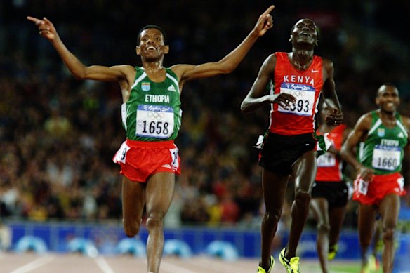 Skatman, een hoog-tempo nummer, is Ethiopische kampioen lange afstand kampioen Haile Gebrselassie gekozen melodie.
