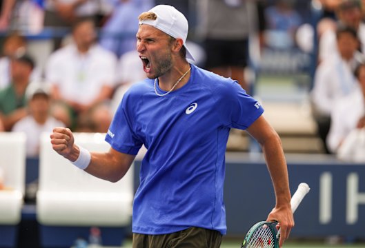 Wereld nr. 435 Leandro Riedi, uit Zwitserland, staat tussen Alex de Minaur en een kwartfinale van de zesde carrière Grand Slam.