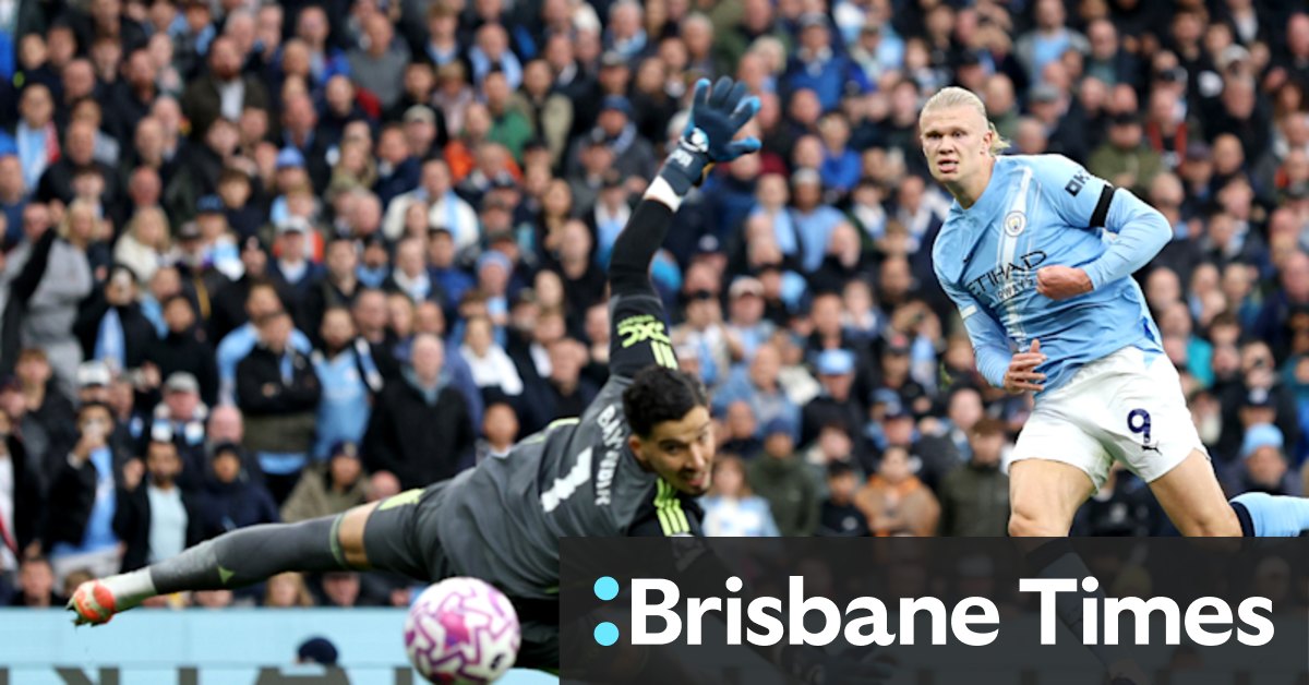 Manchester City versloeg Manchester United, Liverpool Win in Burnley om te gaan