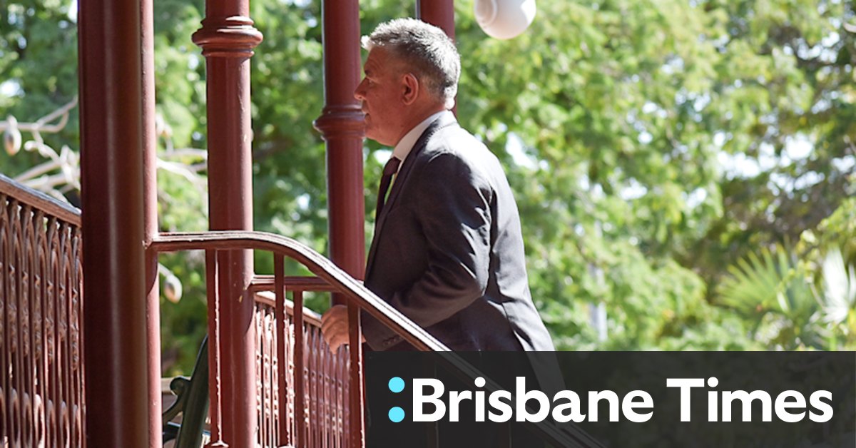 Pubarbeider zegt dat Roebuck Bay Hotel Manager haar bedreigde met haar baan boven sekswet