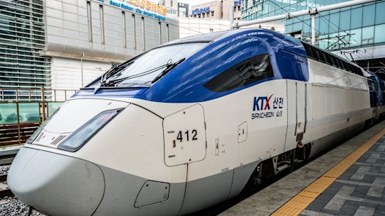 Australiërs kunnen alleen dromen van de KTX -bullet -treinen van Zuid -Korea.