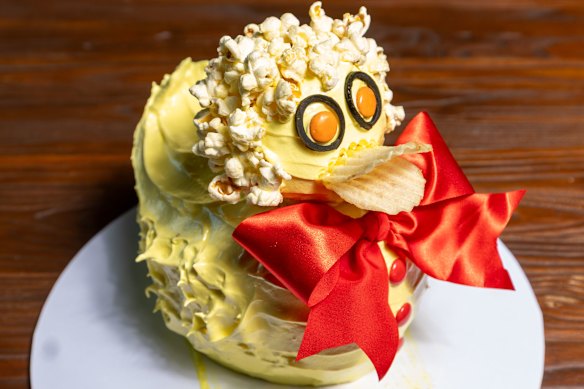 Een recreatie van de beroemde eendencake.