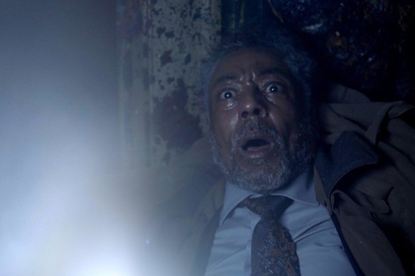Giancarlo Esposito in het Gray Matter-segment van Creepshow.