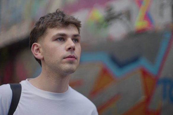 Conor Pall heeft samengewerkt met Melbourne City Mission om Amplify te implementeren, het eerste speciale programma van Australië voor niet-begeleide kinderen die aan gezinsmisbruik ontsnappen.