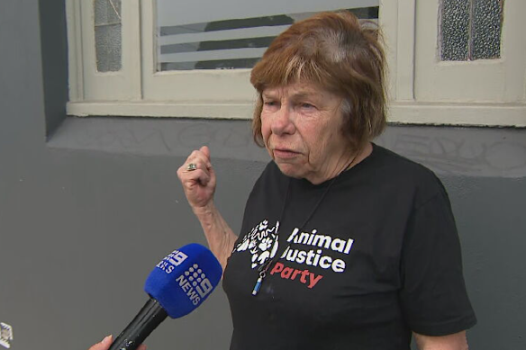 Croydon Park Local Michelle zei dat een kogel haar nipt miste.