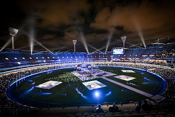 De staatsherdenkingsdienst van Shane Warne werd gehouden in de MCG.