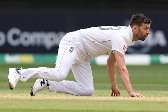 Mark Wood zet zijn lichaam op het spel bij elke levering die hij aflevert.