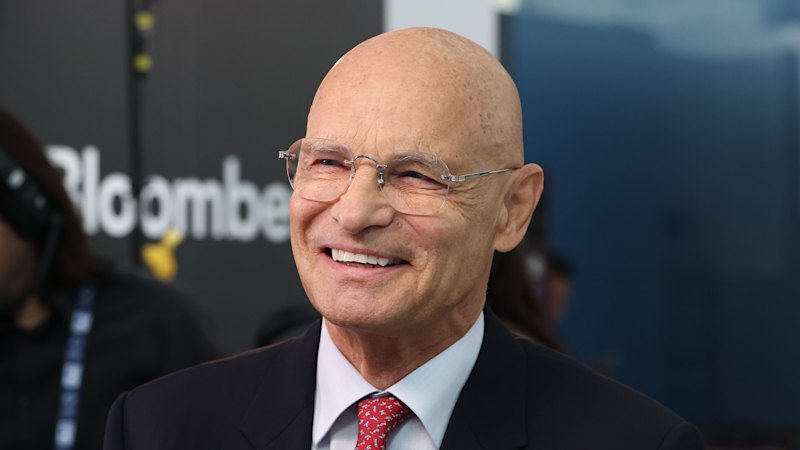 Miljardair-CEO die door Trump als ‘marionet’ van Poetin wordt bestempeld, loopt weg